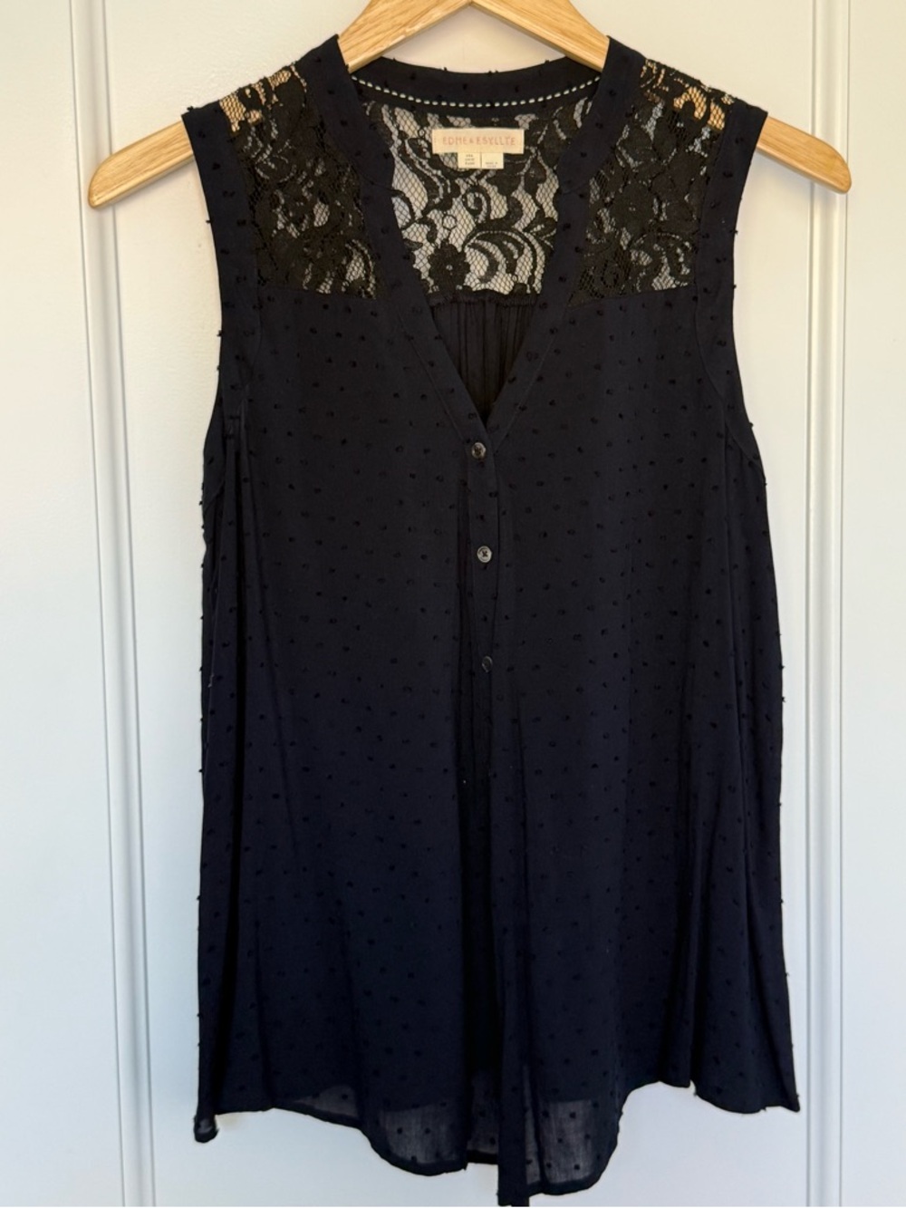 Deme & Esyllte (Anthropologie) Navy Black Lace Sleeveless Button-Front Blouse